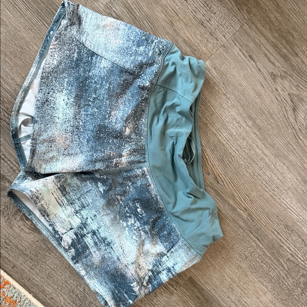 LULULEMON Women's Shorts